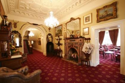 Finnstown Castle Hotel - image 4